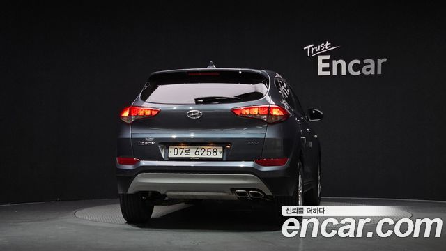 Hyundai Tucson Diesel 2.0 2WD Smart 2018 — фото 4