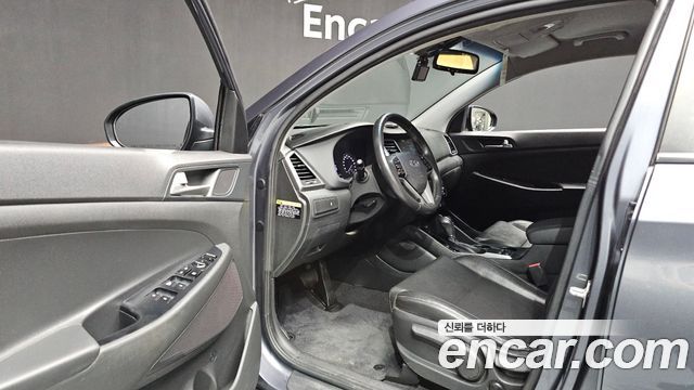 Hyundai Tucson Diesel 2.0 2WD Smart 2018 — фото 10