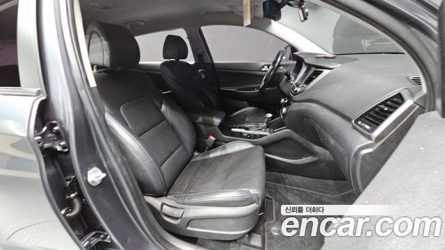 Hyundai Tucson Diesel 2.0 2WD Smart 2018 — фото 12