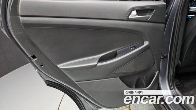 Hyundai Tucson Diesel 2.0 2WD Smart 2018 — фото 25