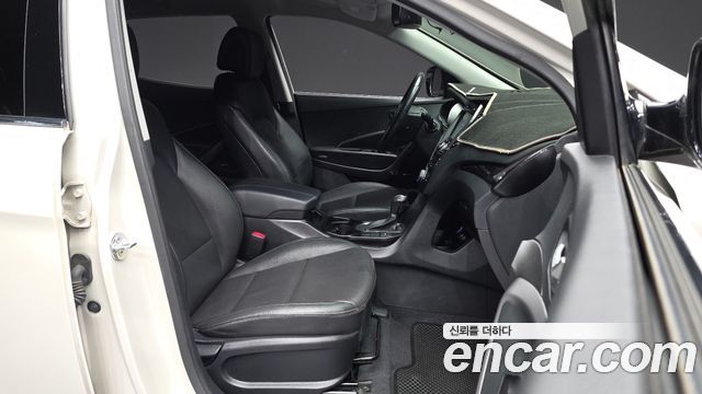 Hyundai Santa Fe (DM) Diesel(e-VGT) 2.0 2WD Premium 2013 — фото 11
