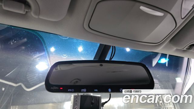 Hyundai Santa Fe (DM) Diesel(e-VGT) 2.0 2WD Premium 2013 — фото 17