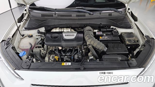 Hyundai Kona 1.6 Turbo 2WD Modern Art 2018 — фото 6