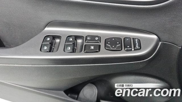 Hyundai Kona 1.6 Turbo 2WD Modern Art 2018 — фото 28