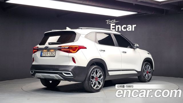 Kia Seltos Diesel 1.6 2WD Signature 2022 — фото 2