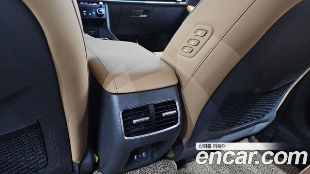 Hyundai Sonata The Edge (DN8) 1.6 Turbo Inspiration 2024 — фото 31