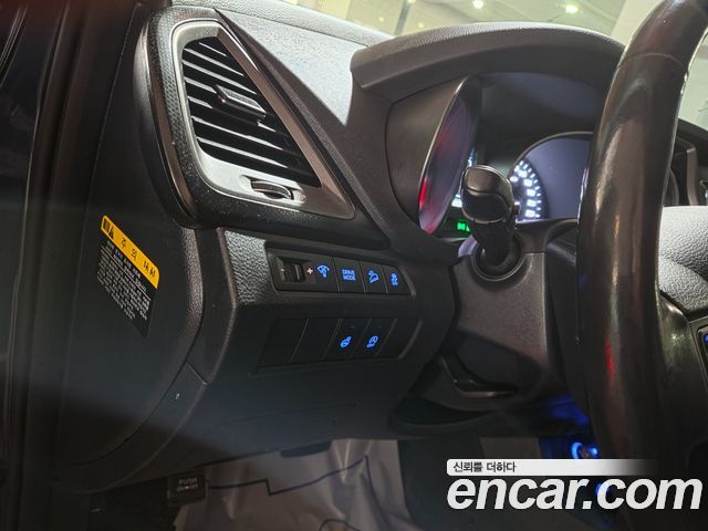 Hyundai Santa Fe The Prime Diesel 2.0 2WD Premium 2018 — фото 15