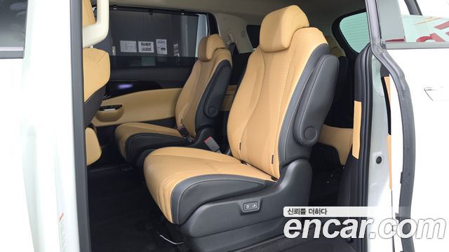 Kia Carnival (IV) Gasoline 9-Seater Signature 2023 — фото 11