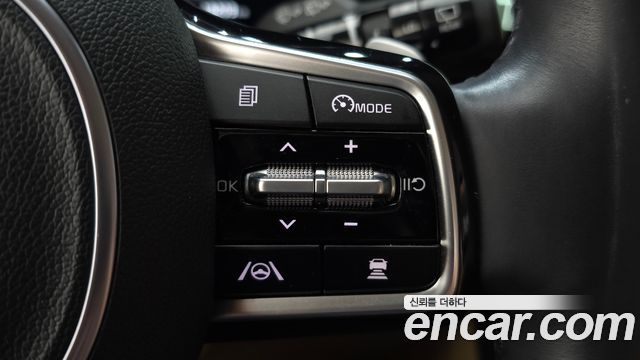 Kia Carnival (IV) Gasoline 9-Seater Signature 2023 — фото 17