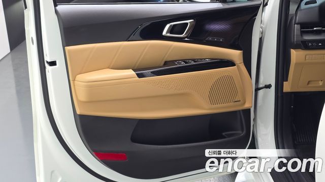 Kia Carnival (IV) Gasoline 9-Seater Signature 2023 — фото 24