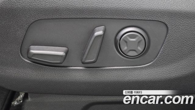 Kia Carnival (IV) Gasoline 9-Seater Signature 2023 — фото 31