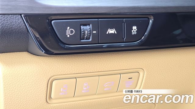 Kia Carnival (IV) Gasoline 9-Seater Signature 2023 — фото 38
