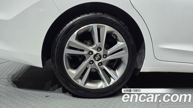 Hyundai Avante (AD) 1.6 GDI Value Plus 2018 — фото 5