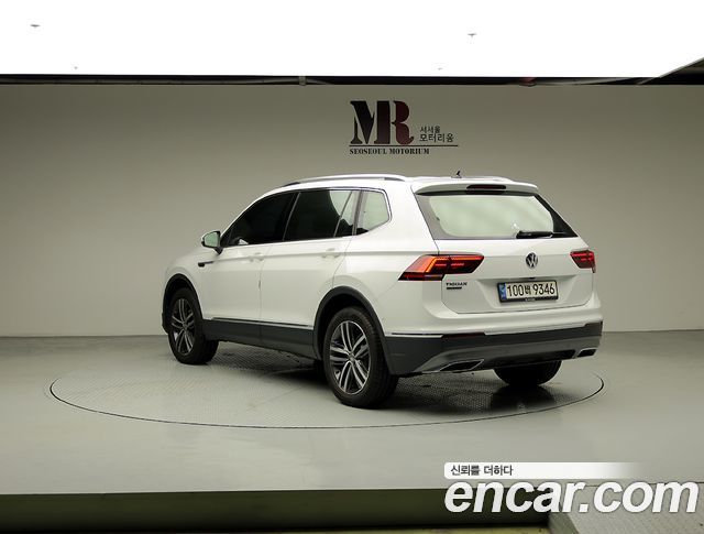 Volkswagen Tiguan Allspace 2.0 TDI Prestige 2020 — фото 4