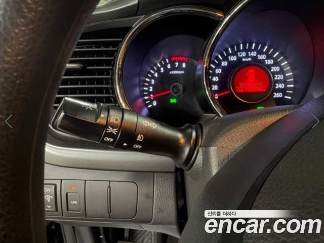 Kia K5 LPI Smart 2012 — фото 17
