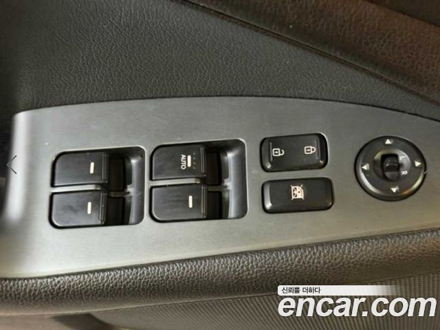 Kia K5 LPI Smart 2012 — фото 20