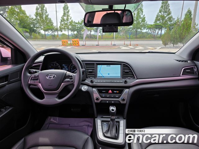 Hyundai Avante (AD) 1.6 GDI Value Plus 2017 — фото 7