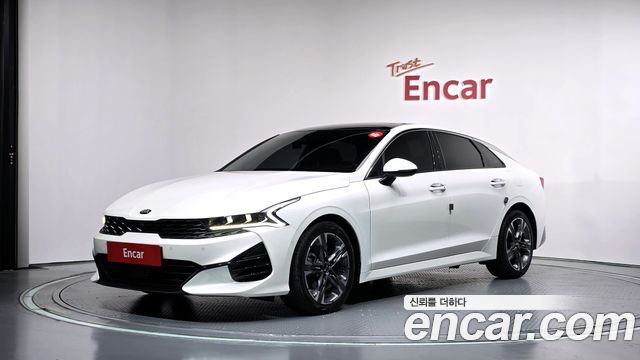 Kia K5 (III) 2.0 Signature
