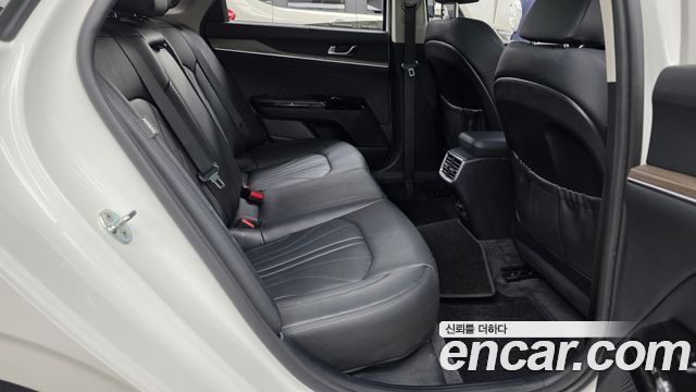 Kia K5 (III) 2.0 Signature 2020 — фото 16