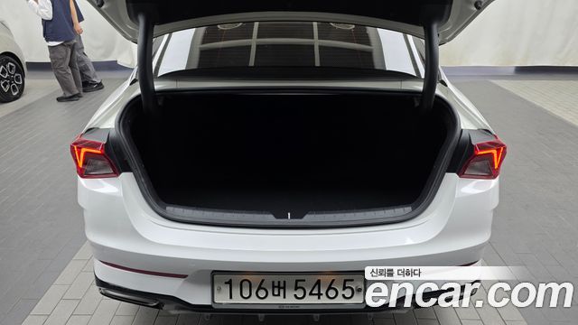 Kia K5 (III) 2.0 Signature 2020 — фото 24