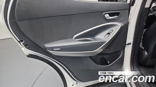 Hyundai Santa Fe (DM) Diesel(e-VGT) 2.0 2WD Exclusive 2013 — фото 25