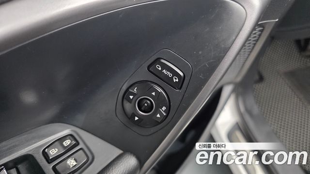 Hyundai Santa Fe (DM) Diesel(e-VGT) 2.0 2WD Exclusive 2013 — фото 33