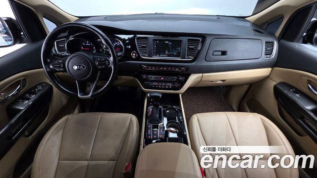 Kia Carnival 9-Seater Hi-Limousine Noblesse Special 2019 — фото 7