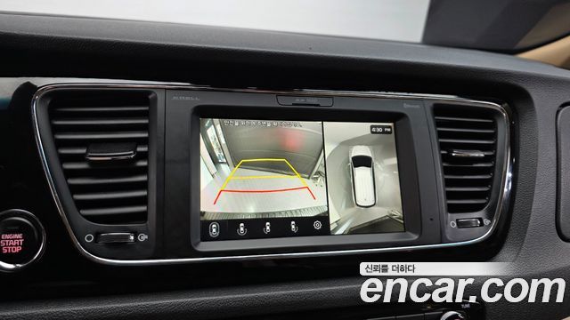 Kia Carnival 9-Seater Hi-Limousine Noblesse Special 2019 — фото 14