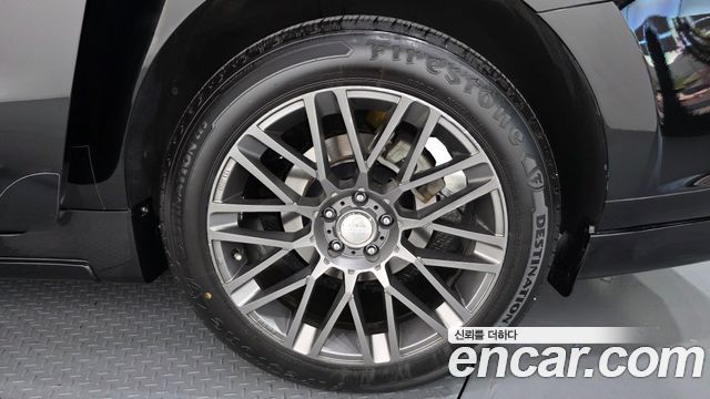 Kia Carnival 9-Seater Hi-Limousine Noblesse Special 2019 — фото 21