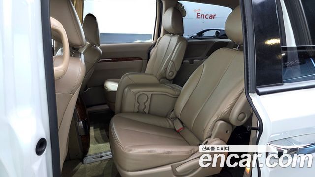 Kia Carnival R Grand Carnival HI Limousine GLX Premium 2014 — фото 12