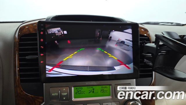 Kia Carnival R Grand Carnival HI Limousine GLX Premium 2014 — фото 16