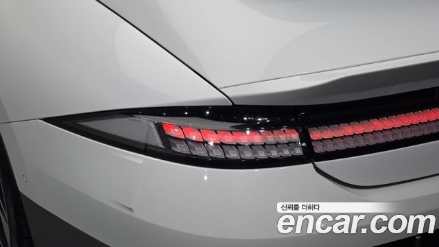 Hyundai Ioniq 6 Long Range AWD Prestige 2023 — фото 23