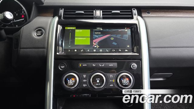 Land Rover Discovery 5 2.0 SD4 HSE 2017 — фото 14