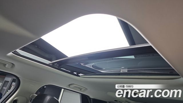 Land Rover Discovery 5 2.0 SD4 HSE 2017 — фото 16