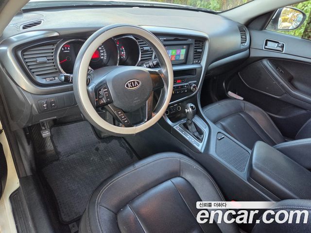 Kia K5 LPI Prestige 2012 — фото 10
