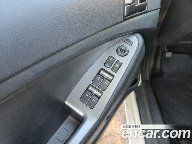 Kia K5 LPI Prestige 2012 — фото 20