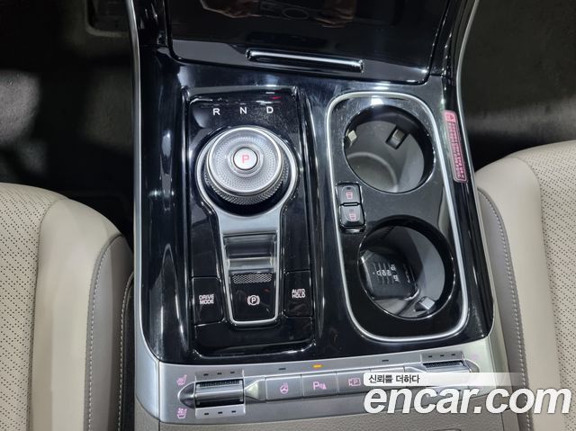 Kia Carnival (IV) Diesel 9-Seater Hi-Limousine Signature 2022 — фото 8