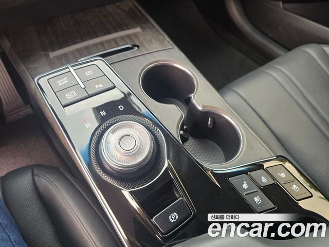 Kia K8 2.5 Gasoline 2WD Noblesse 2022 — фото 9