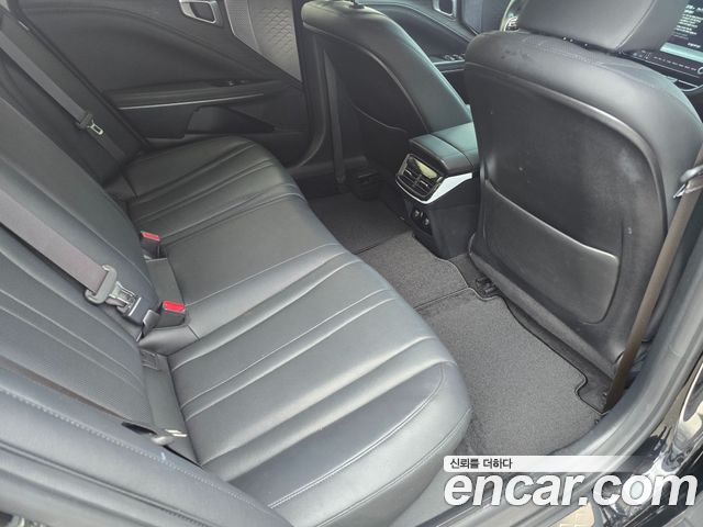 Kia K8 2.5 Gasoline 2WD Noblesse 2022 — фото 16