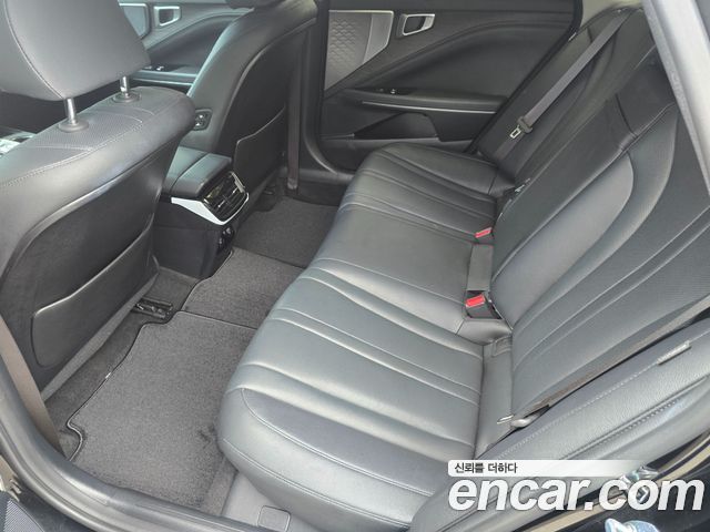 Kia K8 2.5 Gasoline 2WD Noblesse 2022 — фото 17