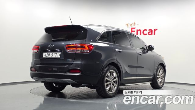 Kia Sorento Diesel 2.0 2WD Noblesse 2015 — фото 2