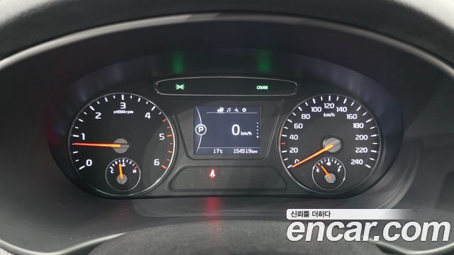 Kia Sorento Diesel 2.0 2WD Noblesse 2015 — фото 8