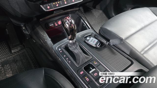 Kia Sorento Diesel 2.0 2WD Noblesse 2015 — фото 9