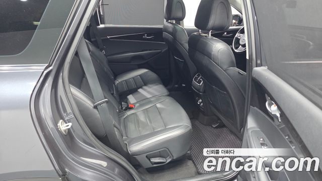 Kia Sorento Diesel 2.0 2WD Noblesse 2015 — фото 11