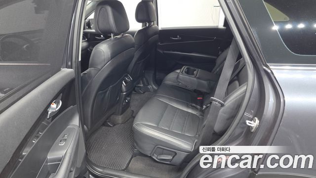 Kia Sorento Diesel 2.0 2WD Noblesse 2015 — фото 12