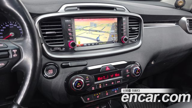 Kia Sorento Diesel 2.0 2WD Noblesse 2015 — фото 13