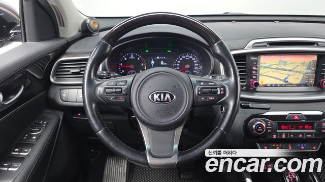 Kia Sorento Diesel 2.0 2WD Noblesse 2015 — фото 14