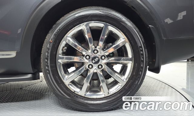 Kia Sorento Diesel 2.0 2WD Noblesse 2015 — фото 21