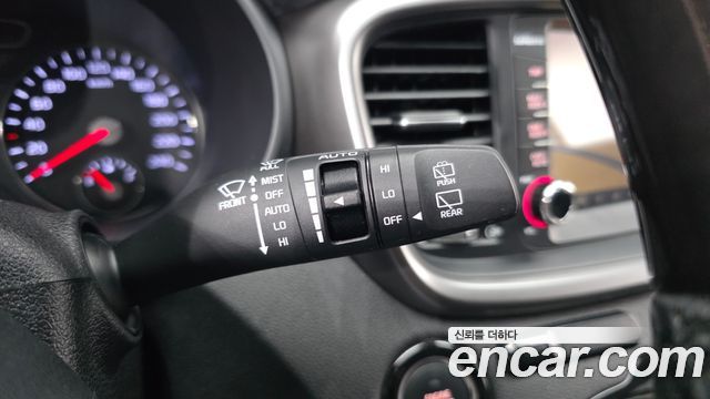 Kia Sorento Diesel 2.0 2WD Noblesse 2015 — фото 29