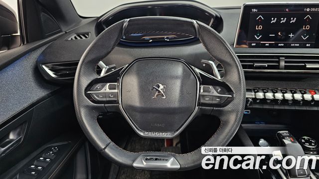 Peugeot 5008 (II) 1.5 BlueHDi GT Line 2021 — фото 13